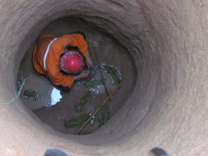 站前區(qū)上海城樁基爆破